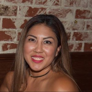 Meet your Posher, Cynthia